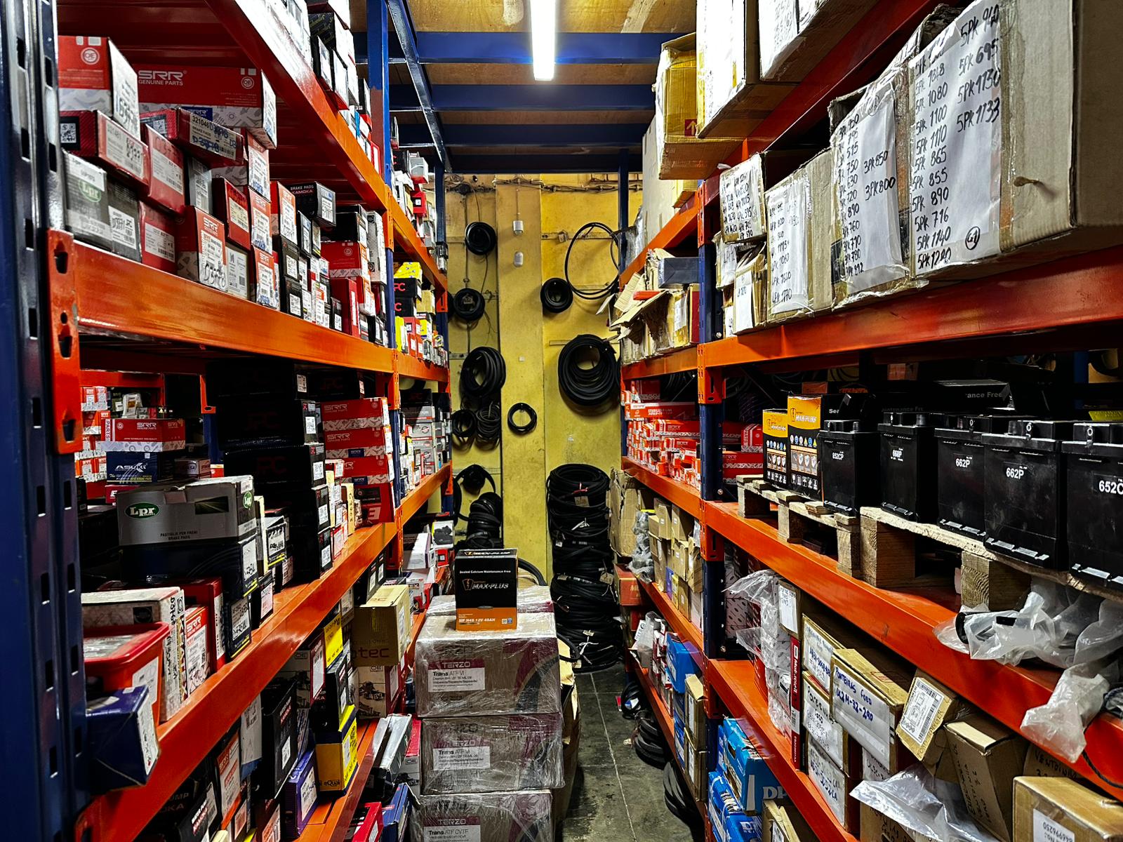 ST Transmissão Mecânica - Nossa Equipa e Instalações